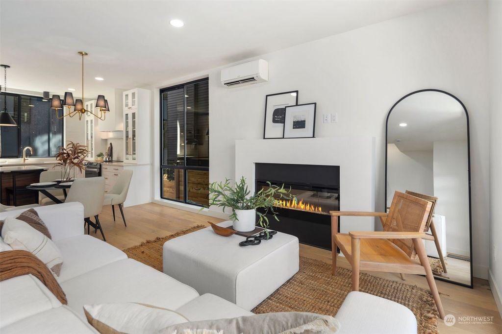 Photo of 4548 33rd Avenue S #B, Seattle, WA 98118 (MLS # 2187687)