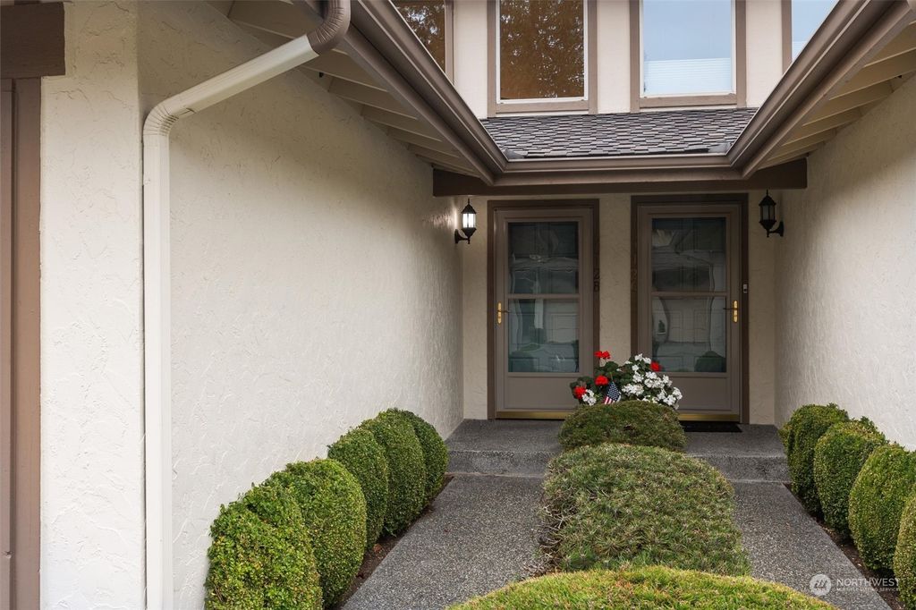 Photo of 16012 Village Green DR Dr #B, Mill Creek, WA 98012 (MLS # 2298964)