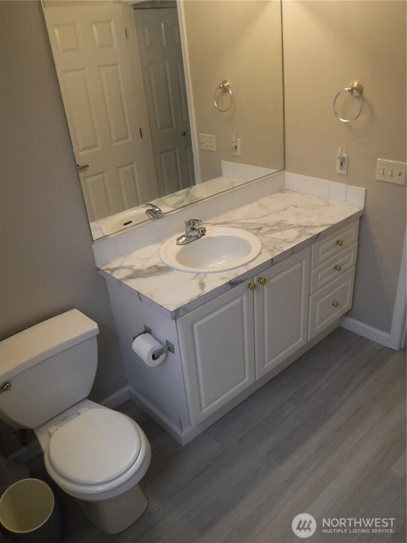 12712 Admiralty Way SE D303