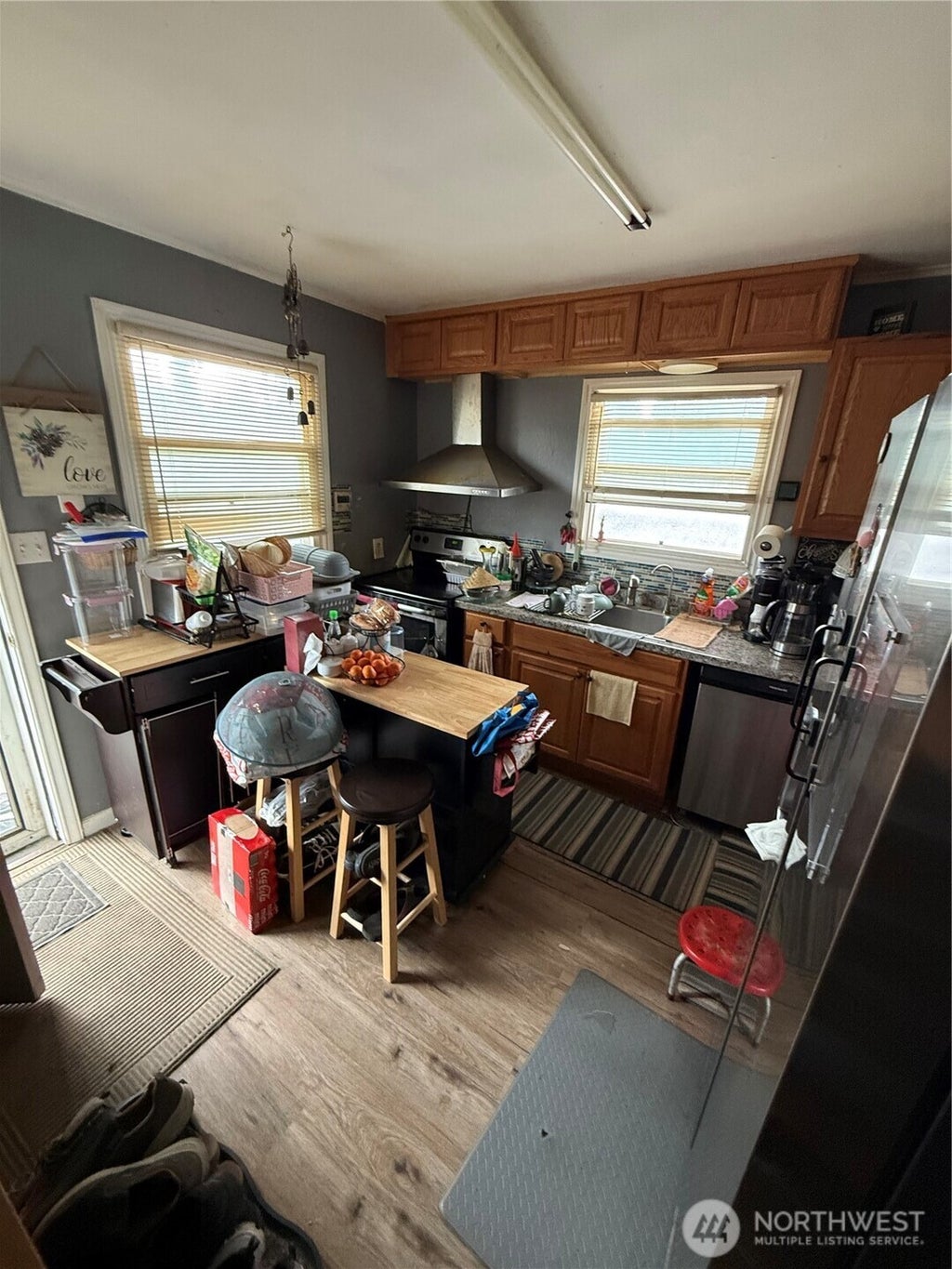 Photo of 11627 24th Avenue S, Seattle, WA 98168 (MLS # 2578549)