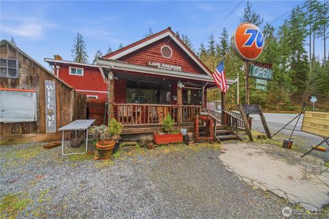 Photo of 810 S Lake Roesiger Road, Snohomish, WA 98290 (MLS # 2482151)