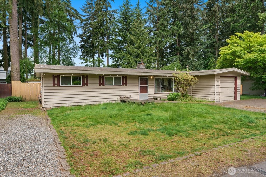 Photo of 7517 123rd Avenue NE, Kirkland, WA 98033 (MLS # 2529376)