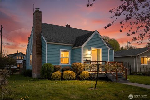 Photo of 2836 Patton Street, Bellingham, WA 98225 (MLS # 2507280)