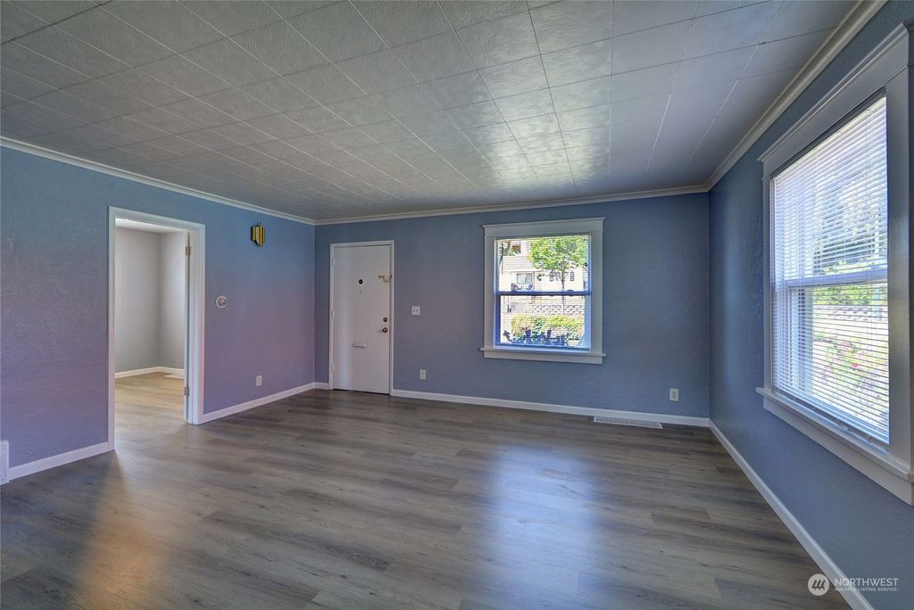 Photo of 1113 E Marine View Drive, Everett, WA 98201 (MLS # 2263392)