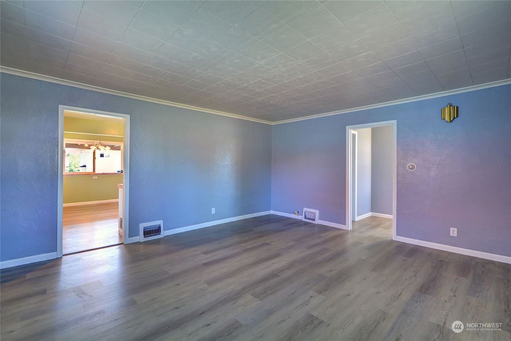 Photo of 1113 E Marine View Drive, Everett, WA 98201 (MLS # 2263392)