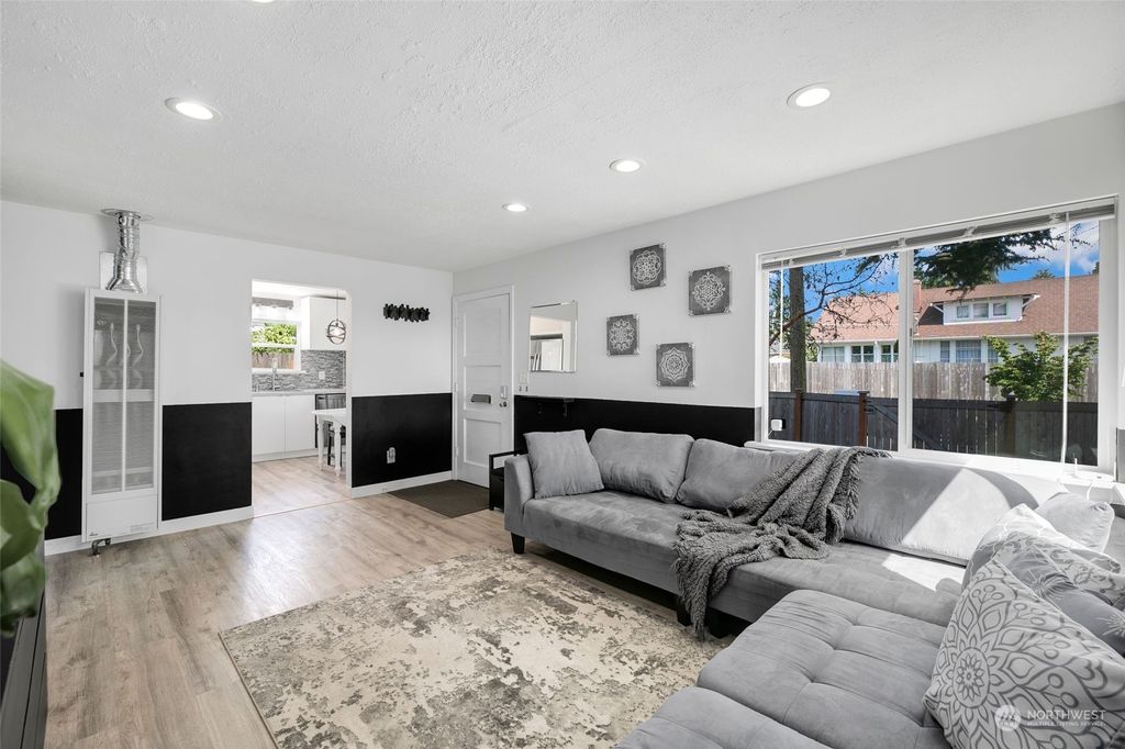 Photo of 3003 SW Webster Street, Seattle, WA 98126 (MLS # 2136996)