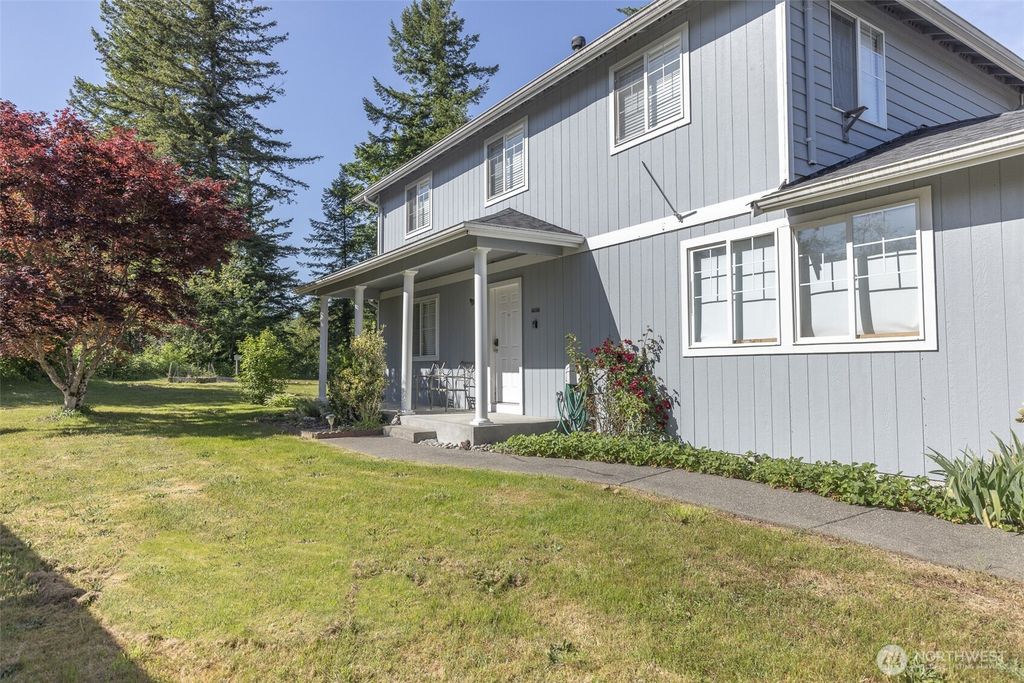 Photo of 329 Shelby Street, Gold Bar, WA 98251 (MLS # 2528103)