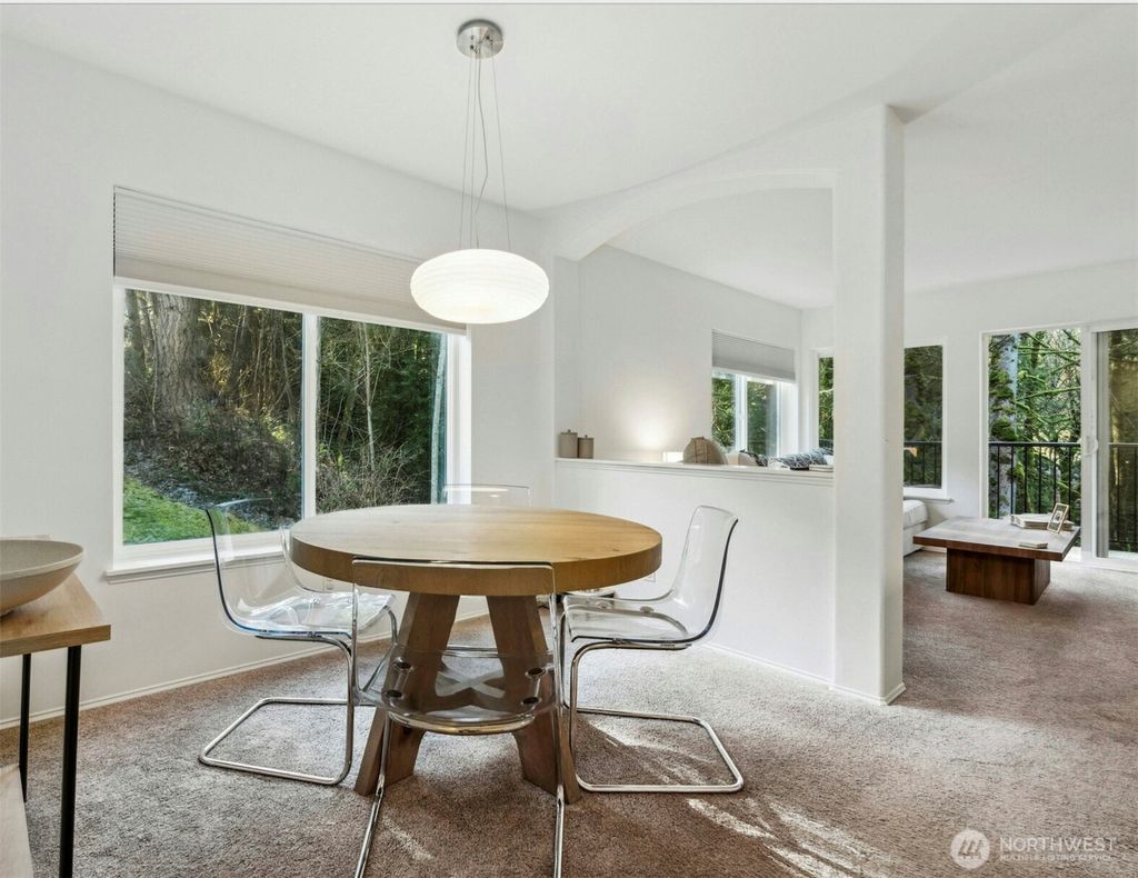 Photo of 5000 NW Village Park Drive #H243, Issaquah, WA 98027 (MLS # 2365541)