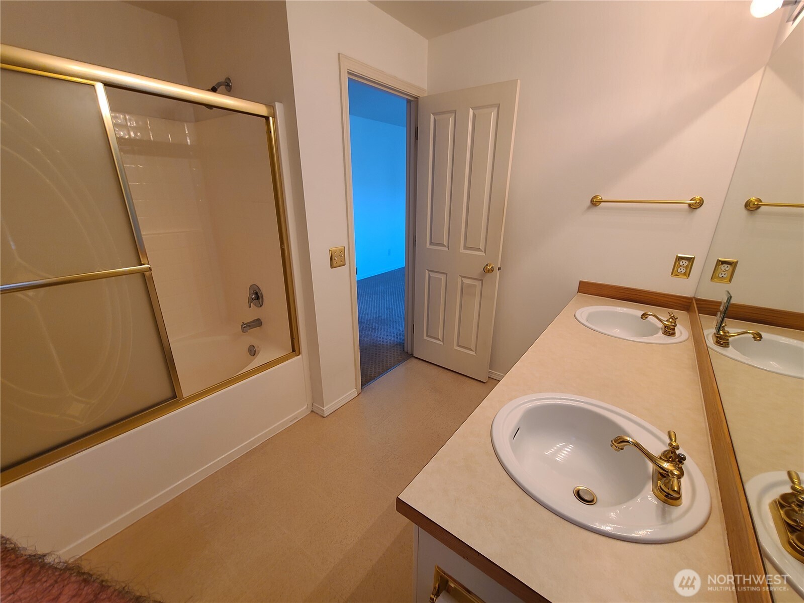 6119 S 233rd Street 19-6