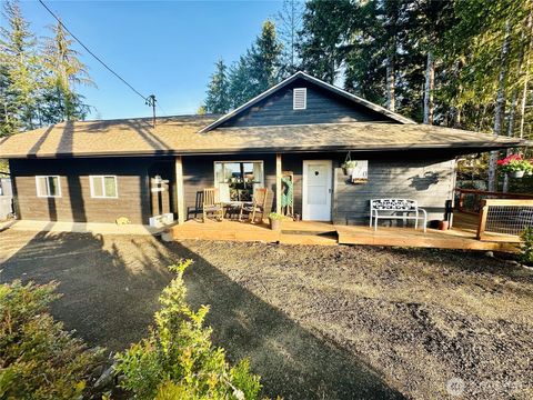 Photo of 970 N Colony Surf Drive, Lilliwaup, WA 98555 (MLS # 2496109)