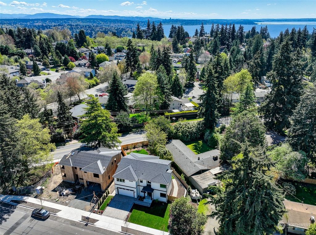 Photo of 8233 NE 124th Street, Kirkland, WA 98034 (MLS # 2227287)