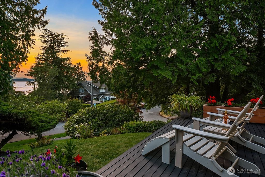 Photo of 9304 Fauntleroy Way SW, Seattle, WA 98136 (MLS # 2438692)