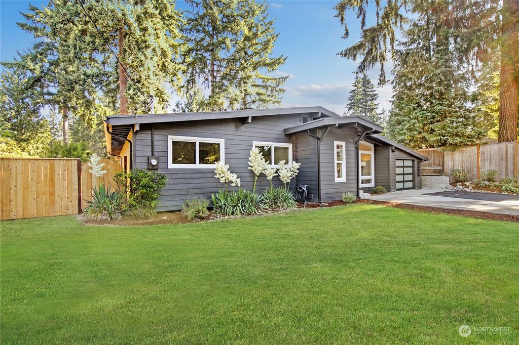 Photo of 15314 SE 20th Street, Bellevue, WA 98007 (MLS # 2141810)