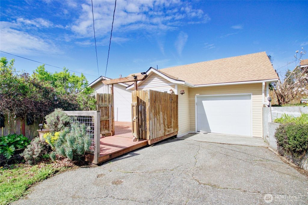 Photo of 818 Serene View Road, Camano Island, WA 98282 (MLS # 2497493)