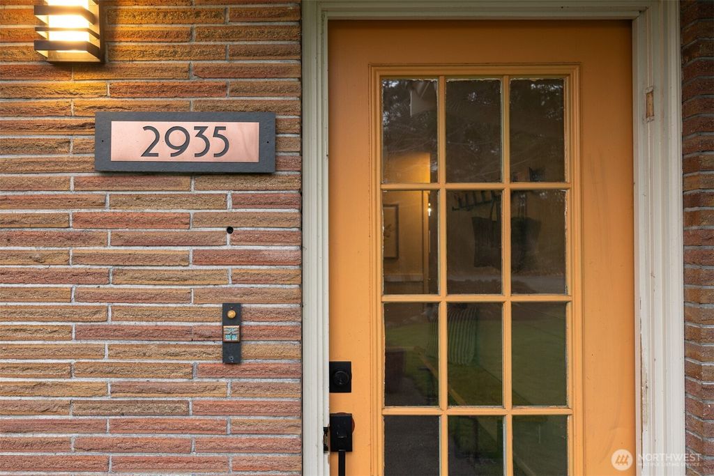 Photo of 2935 King Street, Bellingham, WA 98225 (MLS # 2459150)