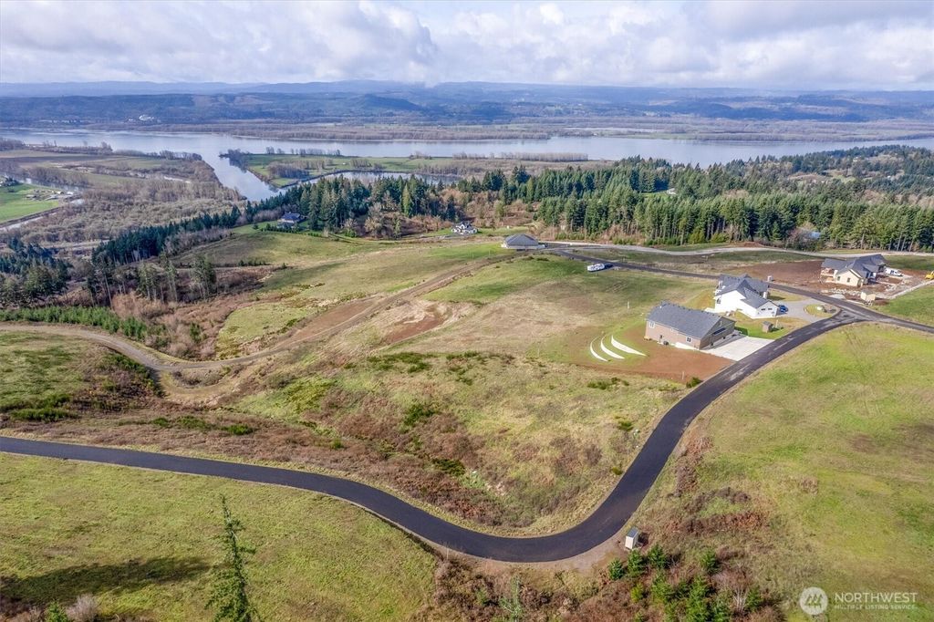 Photo of 147 Lost Creek Lane #G, Woodland, WA 98674 (MLS # 2489230)