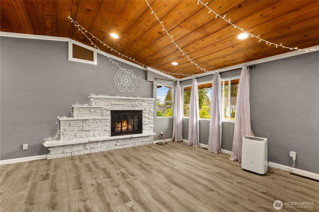 Photo of 12027 78th Avenue S, Seattle, WA 98178 (MLS # 2397367)