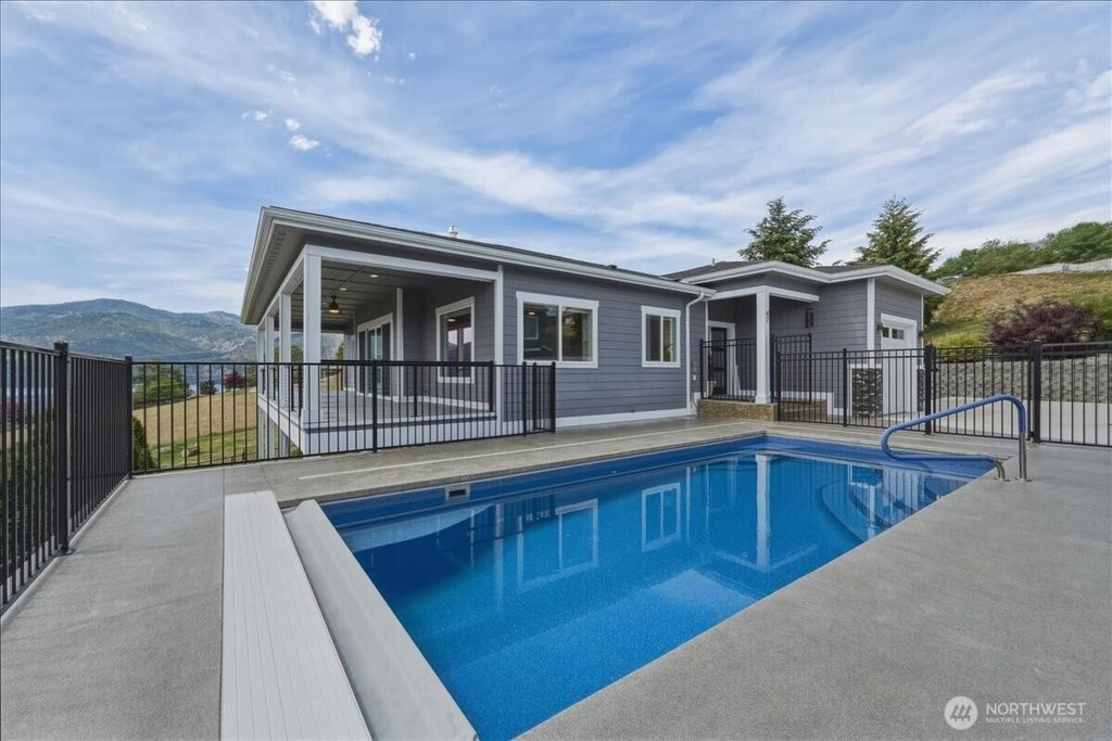 Photo of 47 Terrace Drive, Manson, WA 98831 (MLS # 2522731)