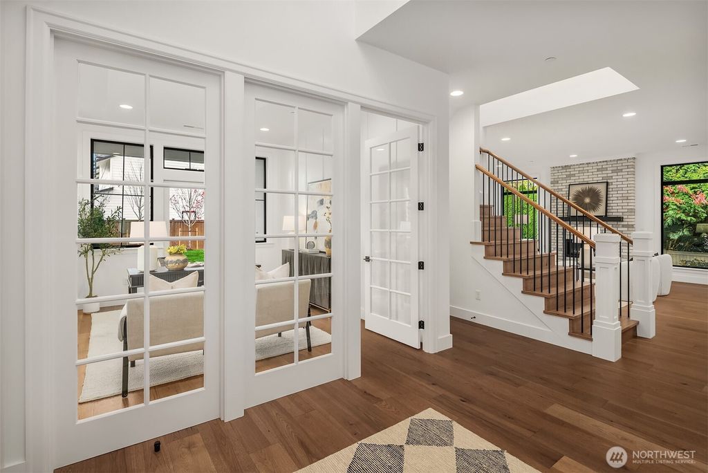 Photo of 13988 SE 5th Street, Bellevue, WA 98005 (MLS # 2449734)