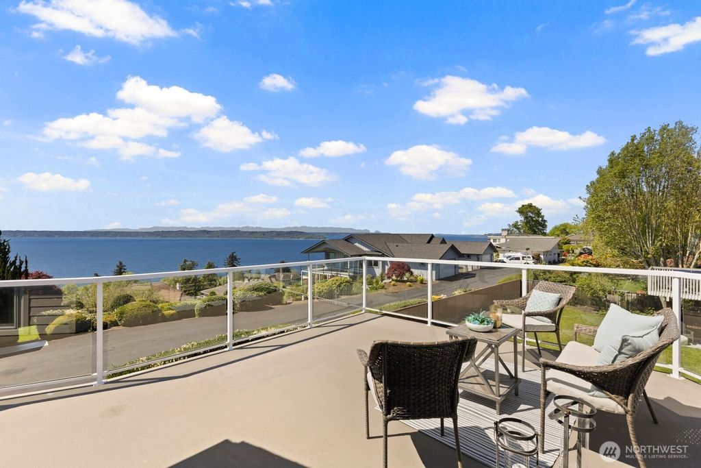 Photo of 27525 12th Place S, Des Moines, WA 98198 (MLS # 2506609)