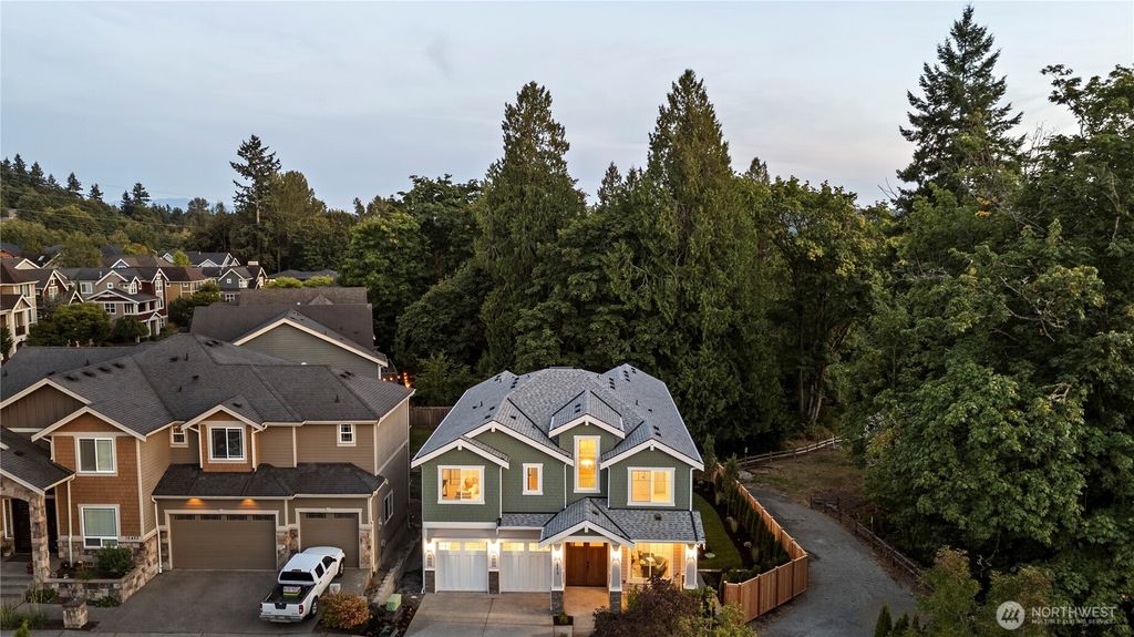 Photo of 15419 NE 106th Street, Redmond, WA 98052 (MLS # 2431278)