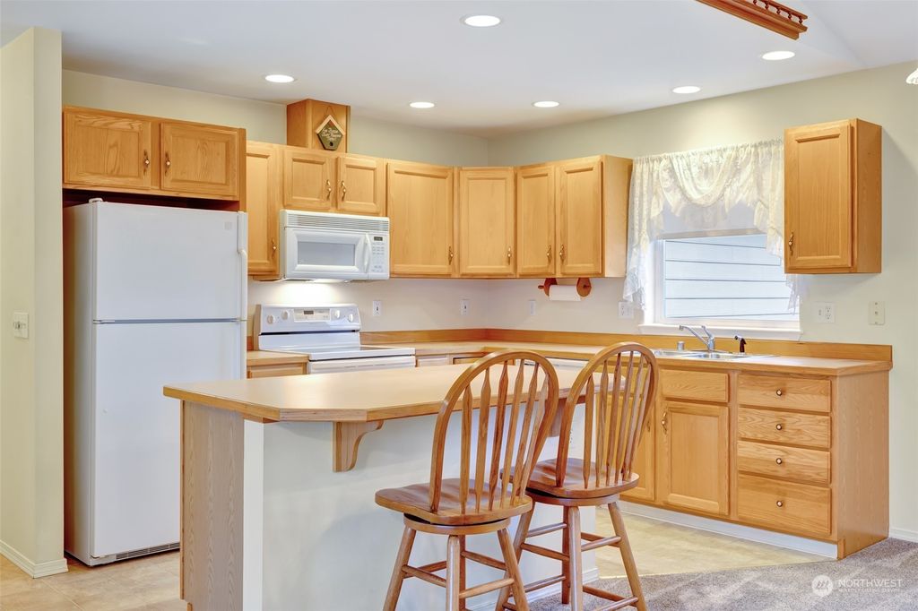 listing image 9369923973472924519