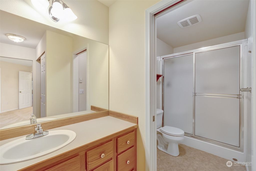 listing image 9364818552872433473