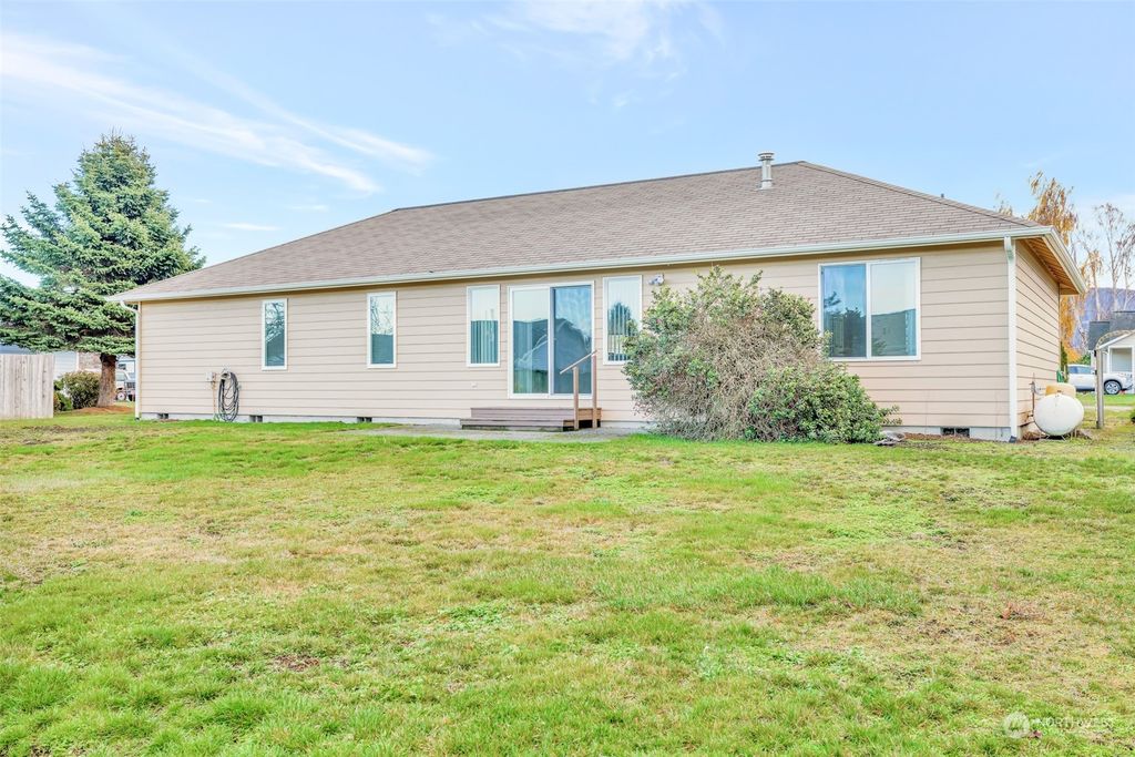 listing image 9367218666275442959