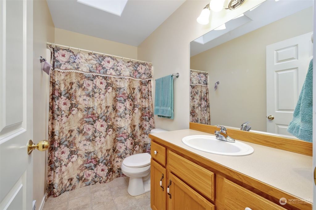 listing image 9369652222538121251