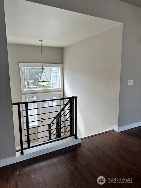 1130 NW Pike Street NW