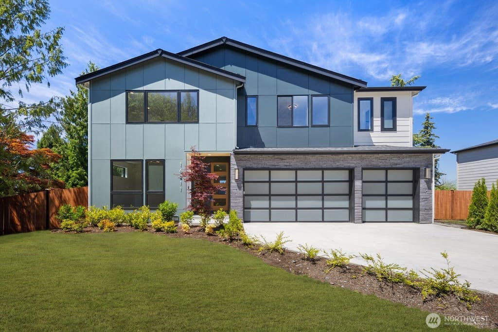 Photo of 16211 Simonds Road NE, Kenmore, WA 98028 (MLS # 2569107)