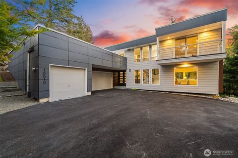 Photo of 18510 NE 15th Place, Bellevue, WA 98008 (MLS # 2438653)