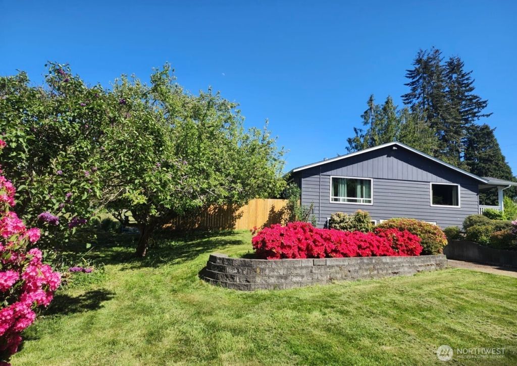 Photo of 6325 Foster Slough Road, Snohomish, WA 98290 (MLS # 2420474)