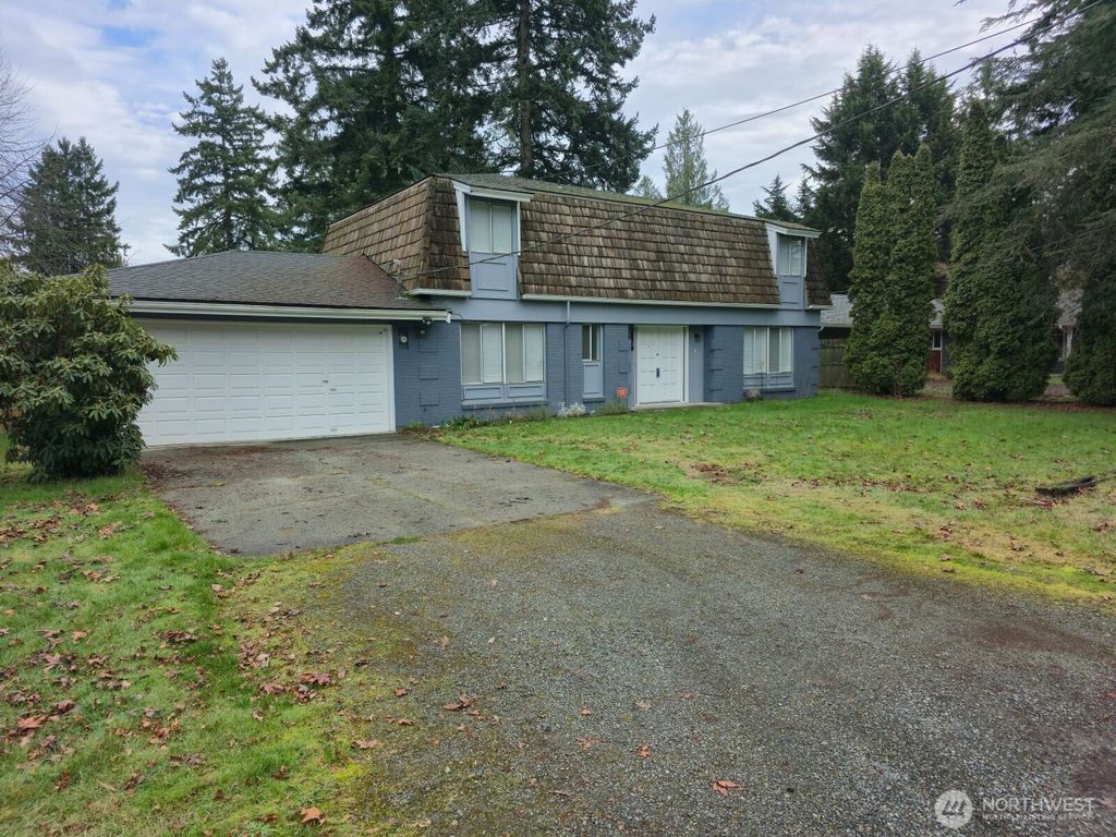 Photo of 12209 12th Drive SE, Everett, WA 98208 (MLS # 2472123)