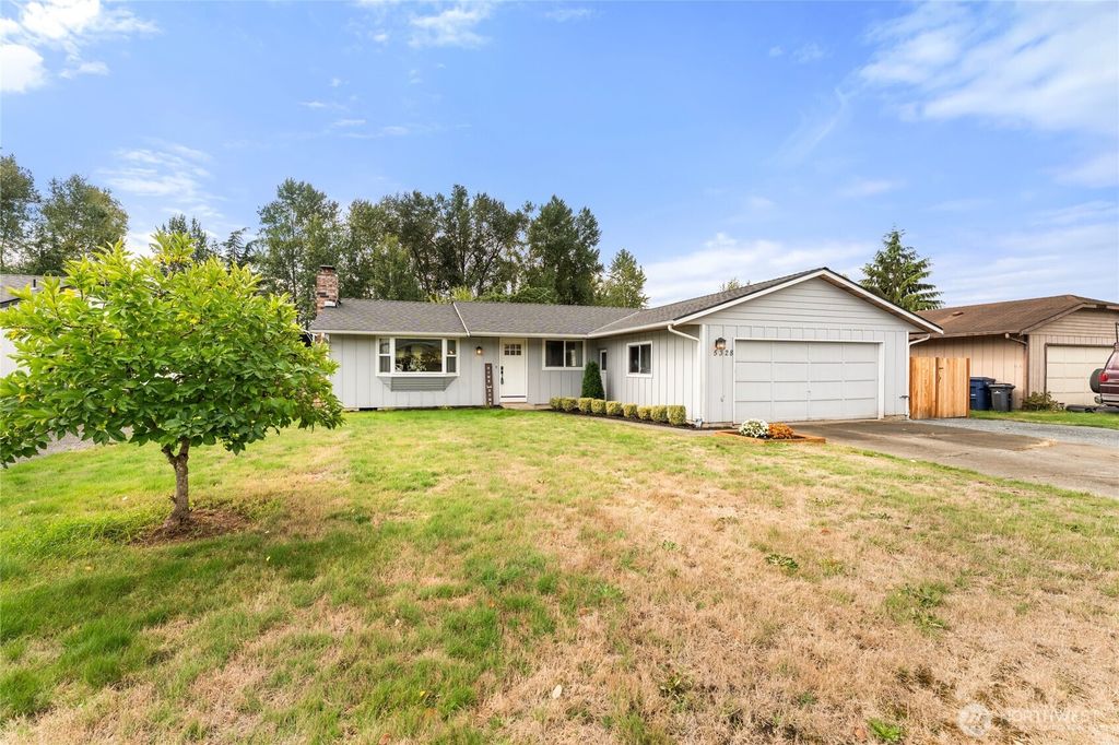 Photo of 5328 119th Place NE, Marysville, WA 98271 (MLS # 2436370)