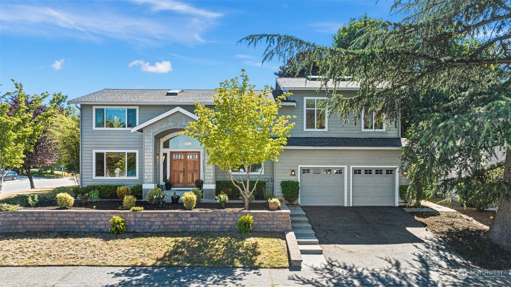 Photo of 14268 128th Avenue NE, Kirkland, WA 98034 (MLS # 2152154)