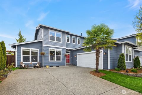 Photo of 526 Rosario Avenue NE, Renton, WA 98059 (MLS # 2510878)