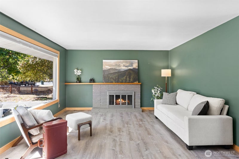 213 W Park Avenue