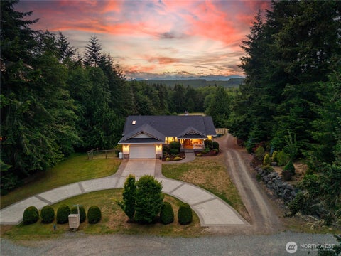 Photo of 27581 Heavenly Place NE, Kingston, WA 98346 (MLS # 2538270)