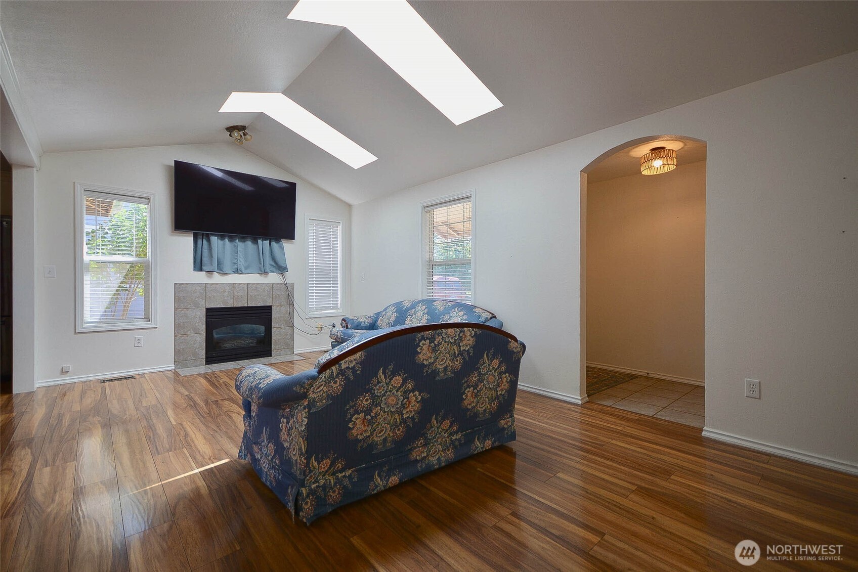16127 Prairie Creek Loop SE