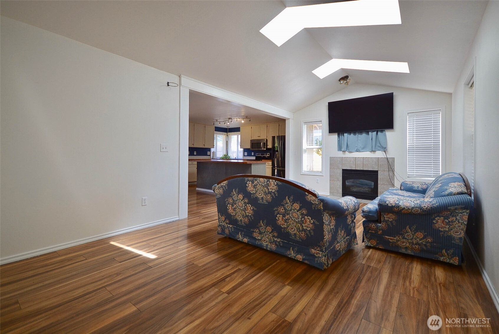 16127 Prairie Creek Loop SE