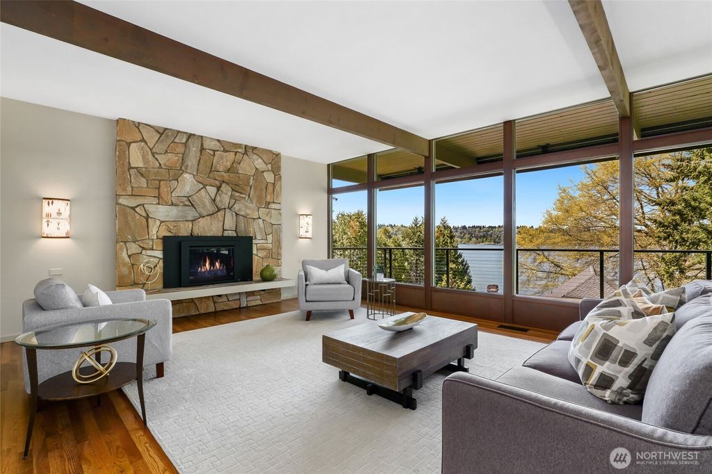 Photo of 2019 Killarney Way, Bellevue, WA 98004 (MLS # 2409710)