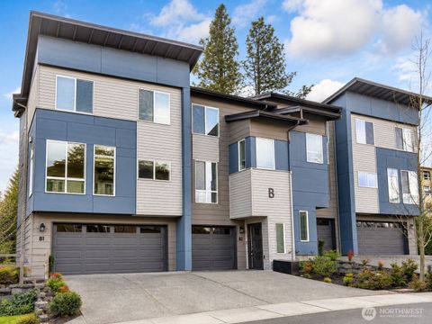 Photo of 16201 Meadow Road #B1, Lynnwood, WA 98087 (MLS # 2530108)