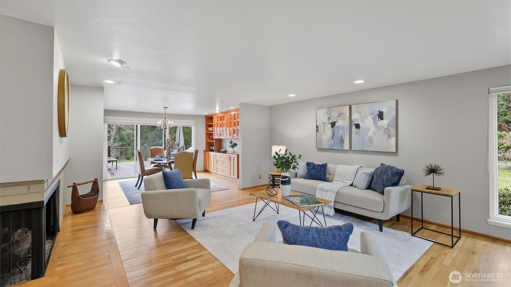 Photo of 16751 154th Avenue SE, Renton, WA 98058 (MLS # 2477090)