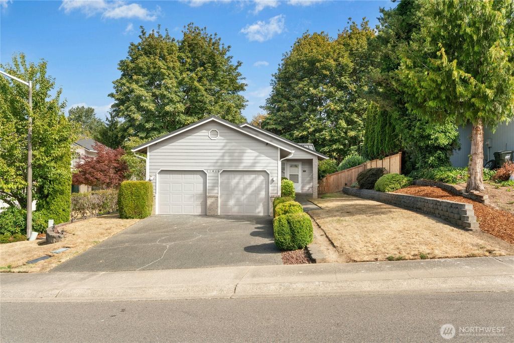 Photo of 11416 SE 228th Place, Kent, WA 98031 (MLS # 2421238)
