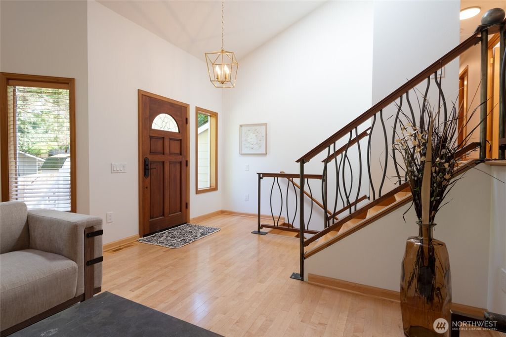 Photo of 8608 Main Street, Edmonds, WA 98026 (MLS # 2500315)