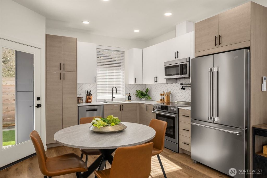 Photo of 1405 N 103rd Street, Seattle, WA 98133 (MLS # 2485944)