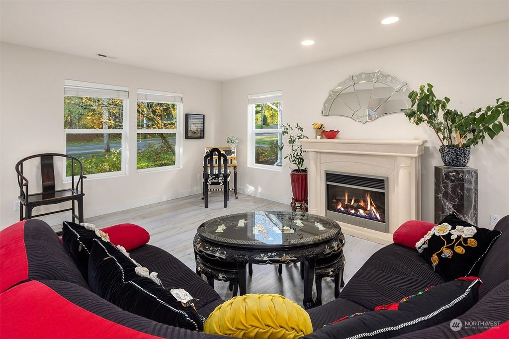 Photo of 7818 Fisher Avenue SE, Snoqualmie, WA 98065 (MLS # 2179363)