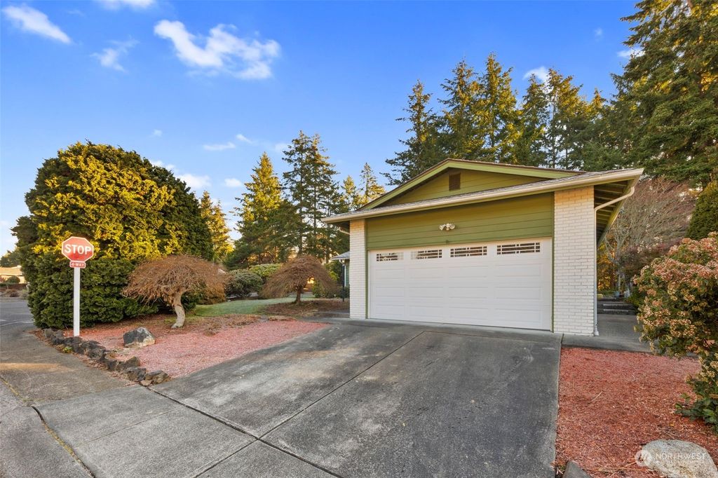 Photo of 24802 11th Avenue S, Des Moines, WA 98198 (MLS # 2325591)