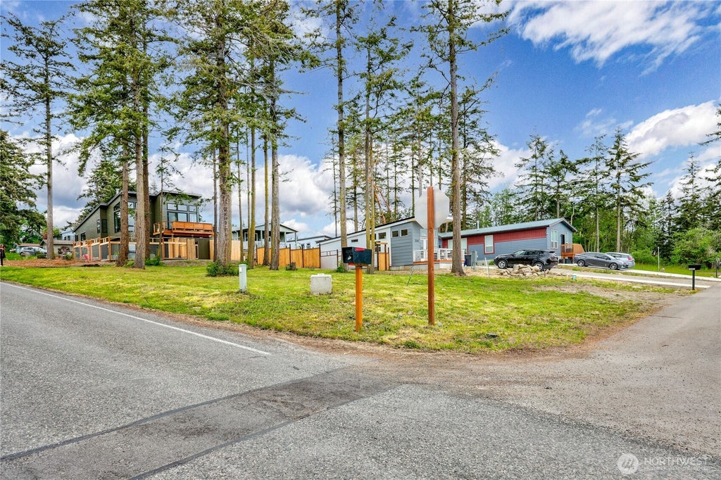 Photo of 1015 Gise Street, Port Townsend, WA 98368 (MLS # 2523559)